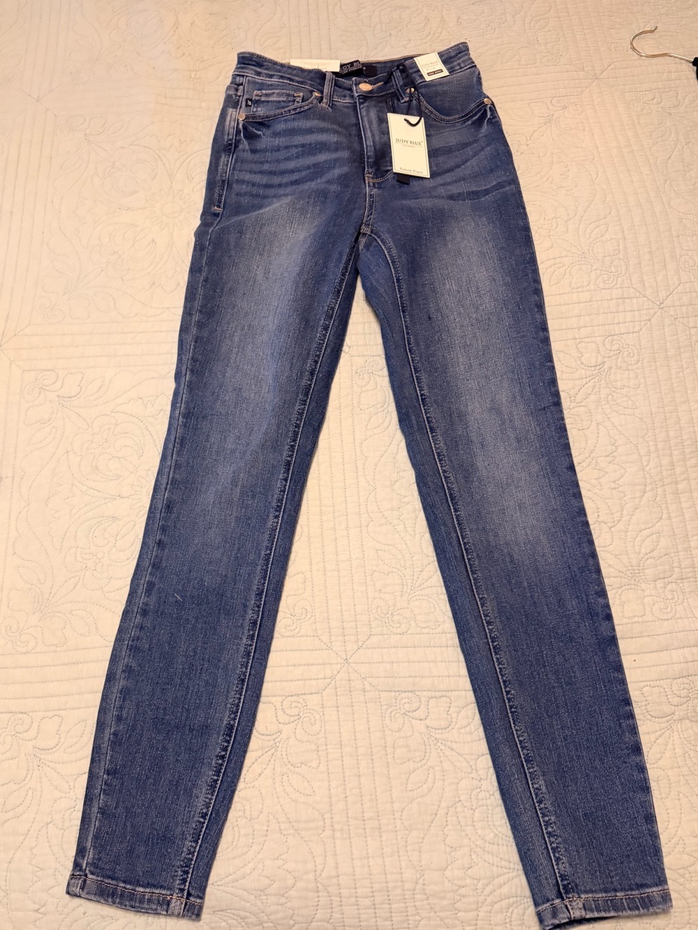 Judy Blue Medium Blue Skinny Jeans